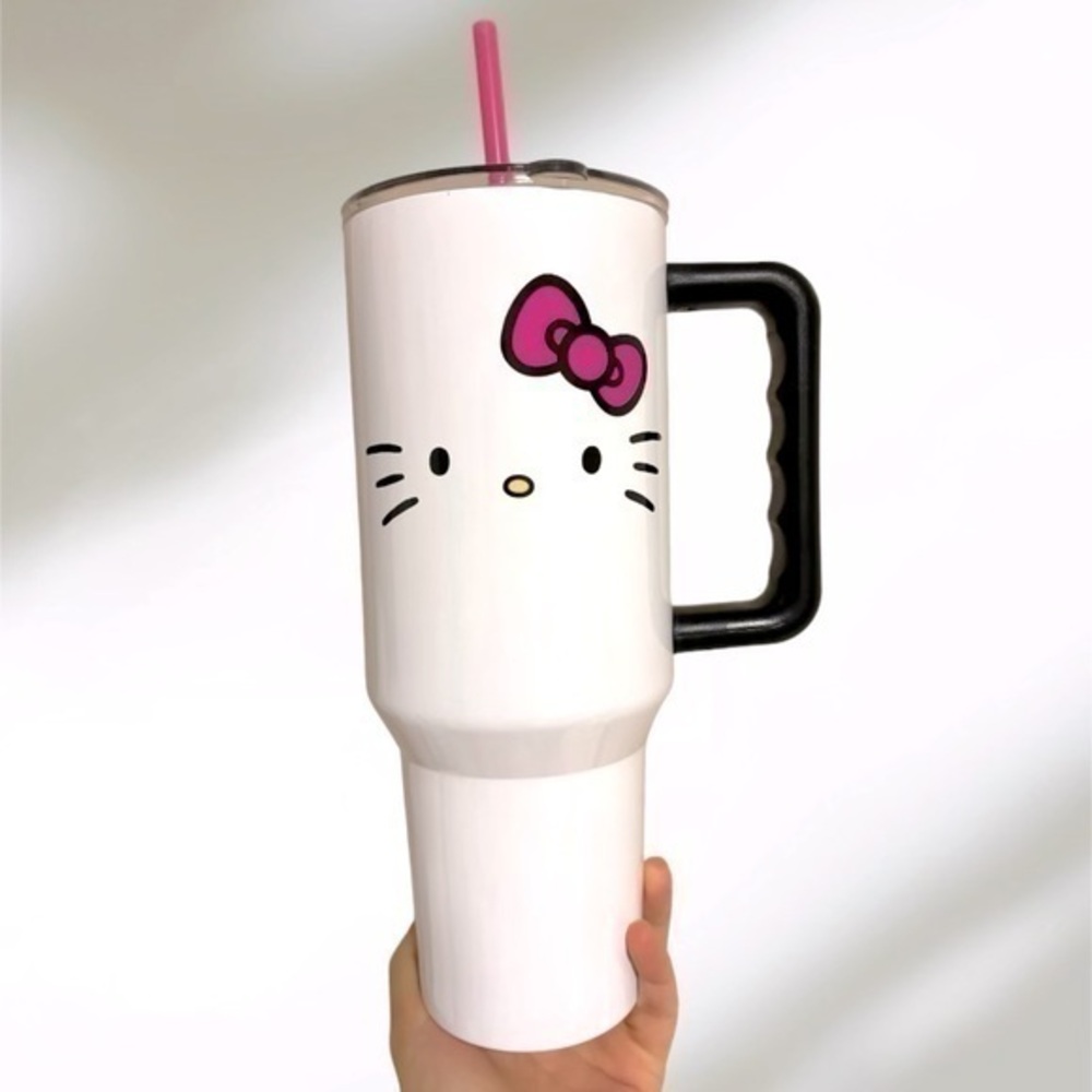 Hello Kitty : White Stainless Steel Thermal Mug | 40 OZ | NWT ✨🤍